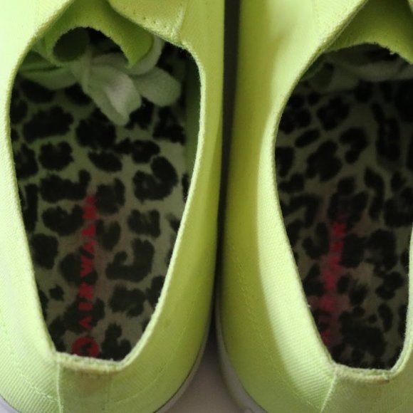 SOLD Unisex Airwalk Neon Canvas Legacee Sneakers - Picture 7 of 16